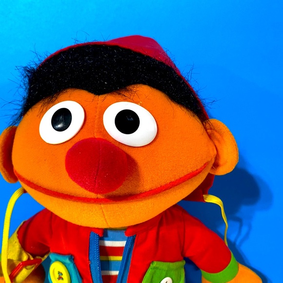 SESAME STREET VTG 1990 DRESS ME UP ERNIE PLAYSKOOL LEARNING COLLECTIBLE PLUSH - Picture 6 of 12